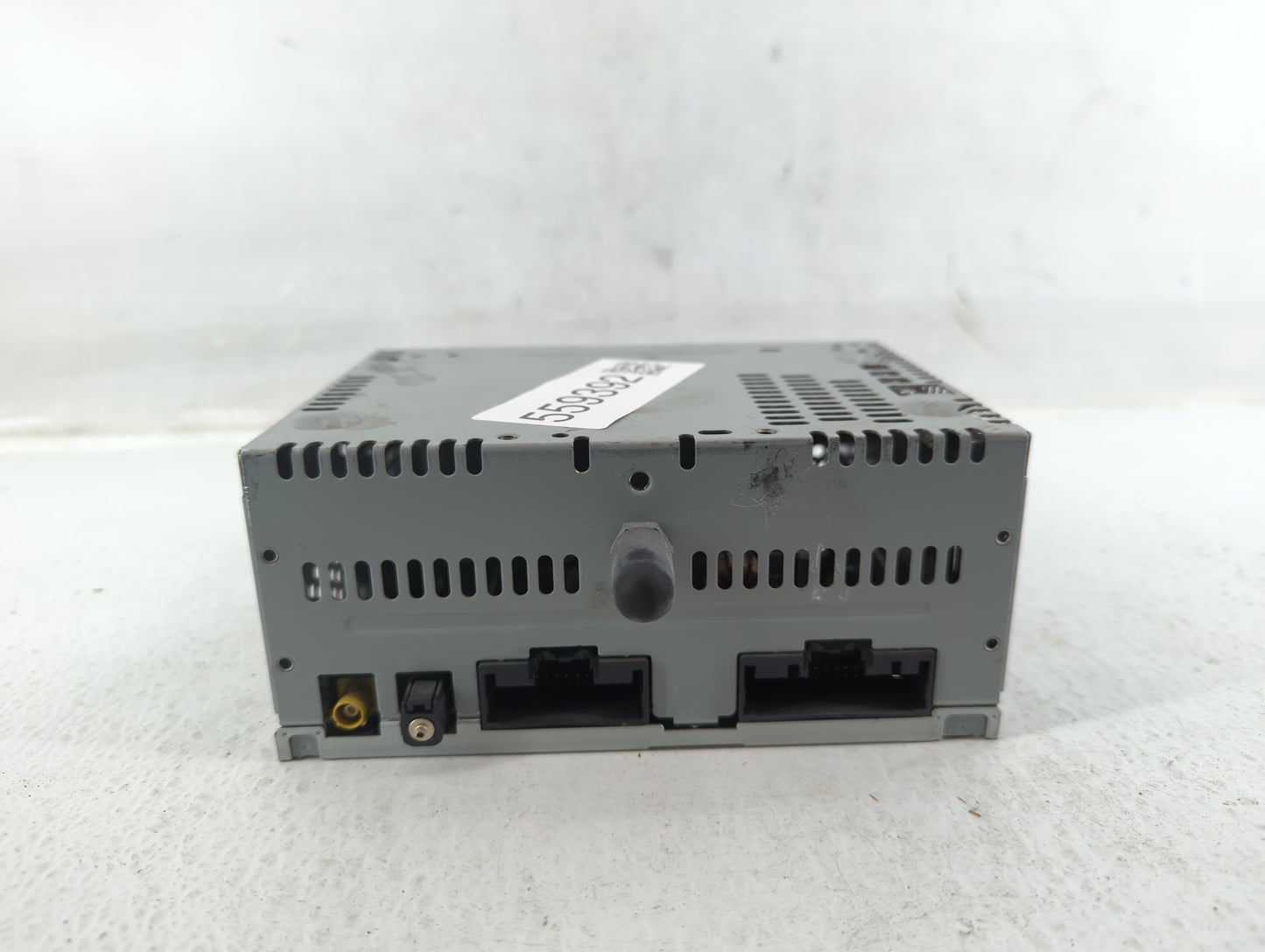 2018 Ford Explorer Am Fm Cd Player Radio Receiver - Oemusedautoparts1.com