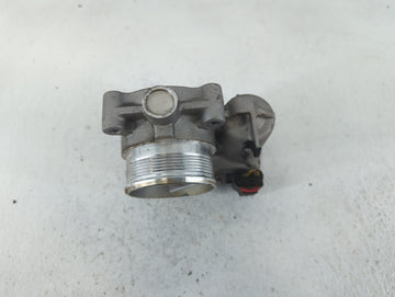 2016-2019 Ford Explorer Throttle Body P/N:B33TB DS7E-9F991-BB Fits Fits 2014 2015 2016 2017 2018 2019 2020 2021 2022 OEM Used Auto Parts