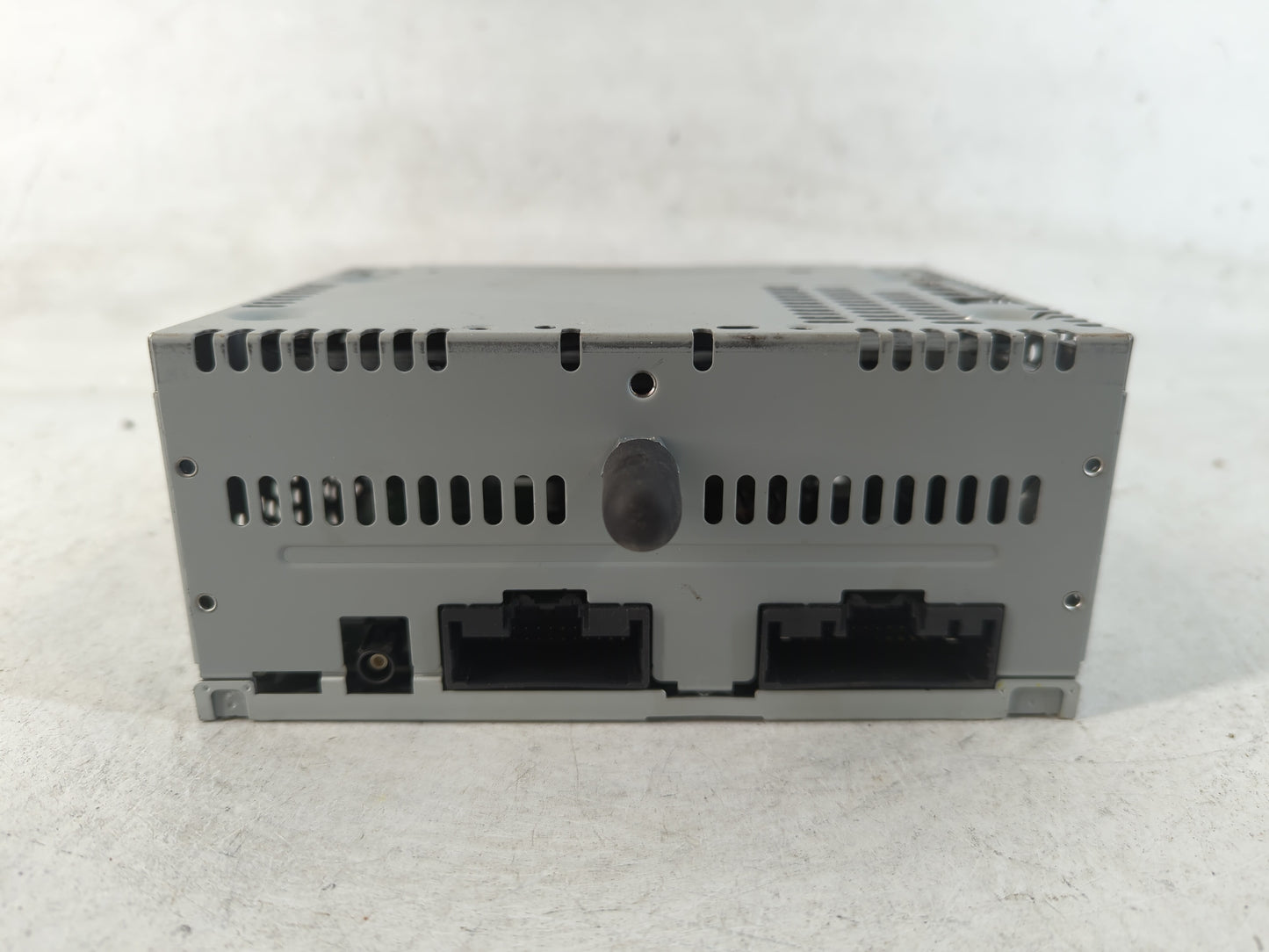 2018 Ford Explorer Radio AM FM Cd Player Receiver Replacement P/N:JB5T-19C107-AB Fits OEM Used Auto Parts - Oemusedautoparts