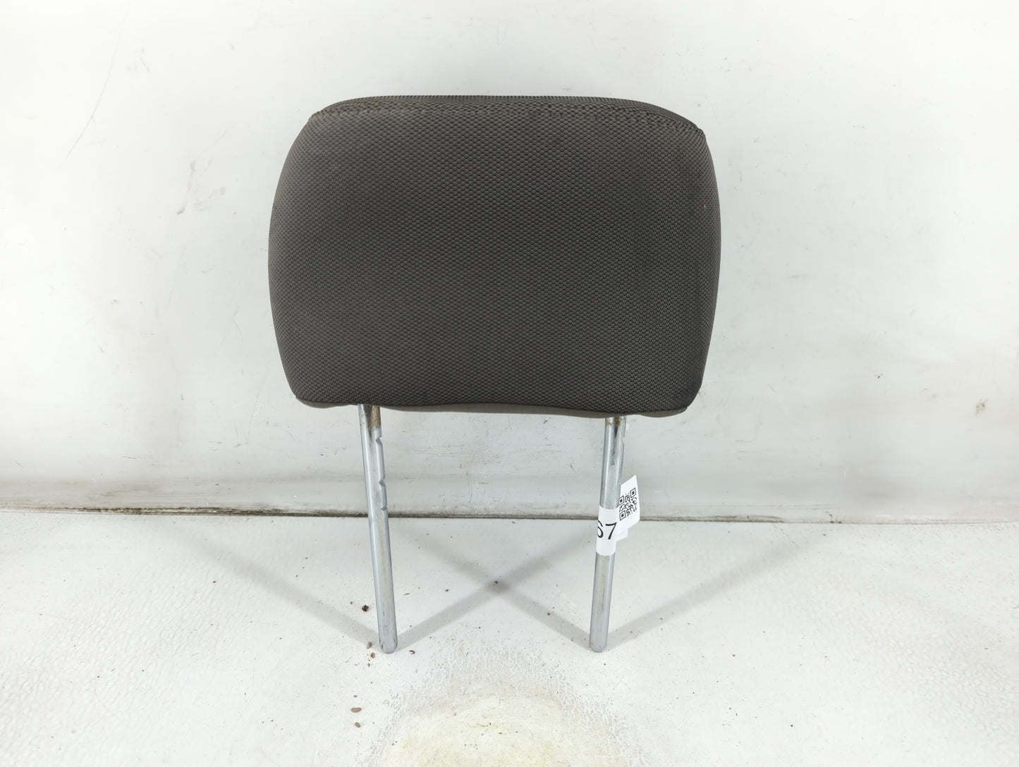2018-2020 Ford F-150 Headrest Head Rest Rear Seat Fits Fits 2018 2019 2020 OEM Used Auto Parts - Oemusedautoparts1.com