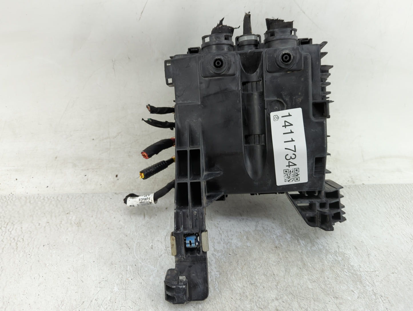 2018-2020 Ford F-150 Fusebox Fuse Box Panel Relay Module P/N:JL3T-14D068-EE Fits Fits 2018 2019 2020 OEM Used Auto Parts - O