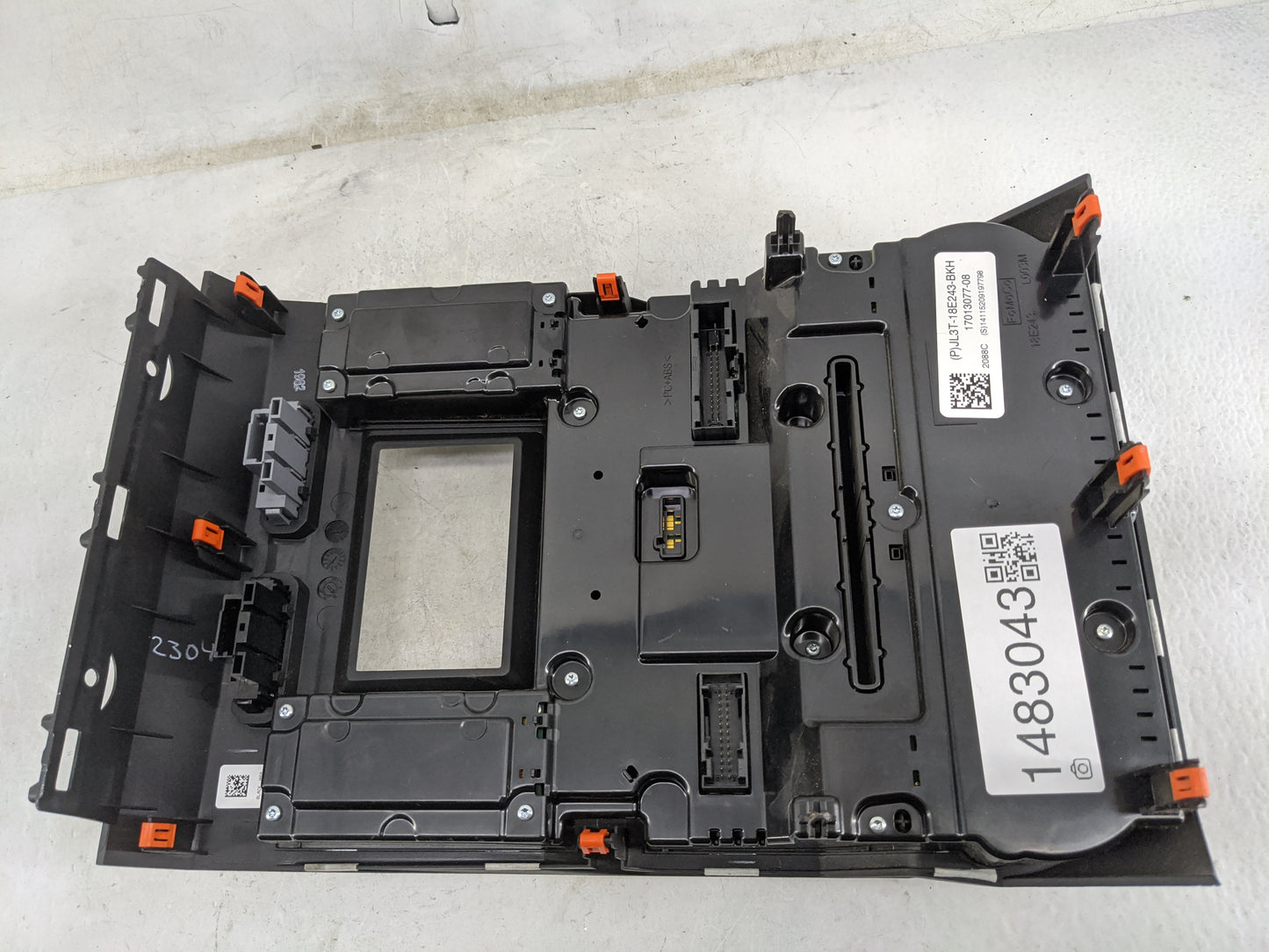 2018-2018 Ford F-150 Radio Control Panel 1483043 - Oemusedautoparts1.com