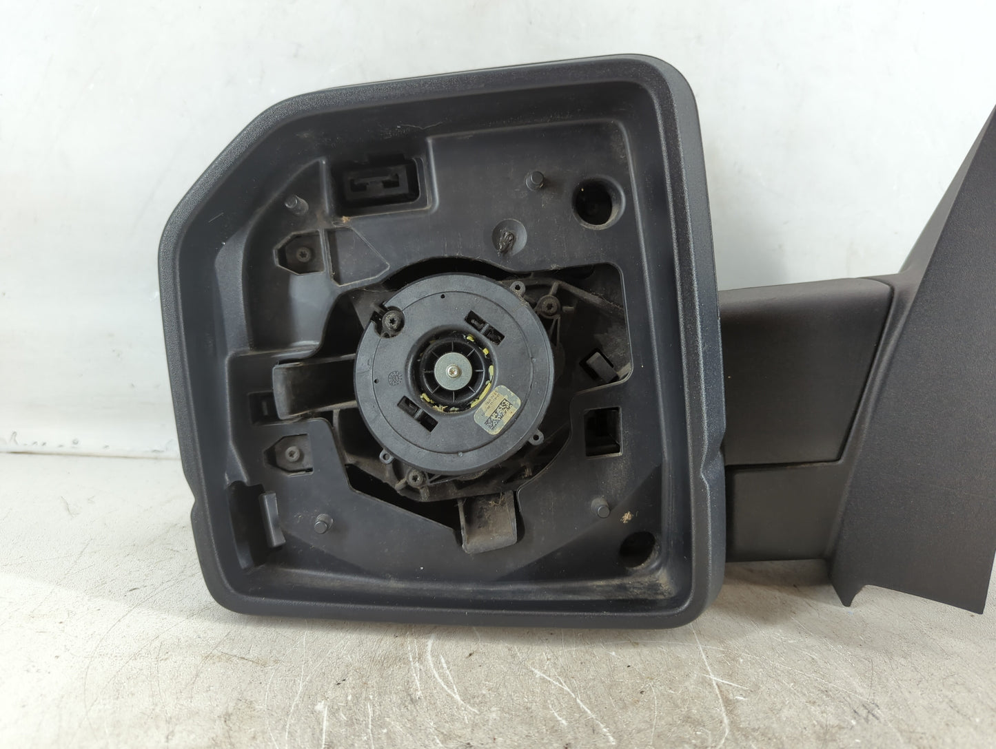 2018-2020 Ford F-150 Driver Side View Mirror - Left Door Mirror OEM Used - Oemusedautoparts1.com
