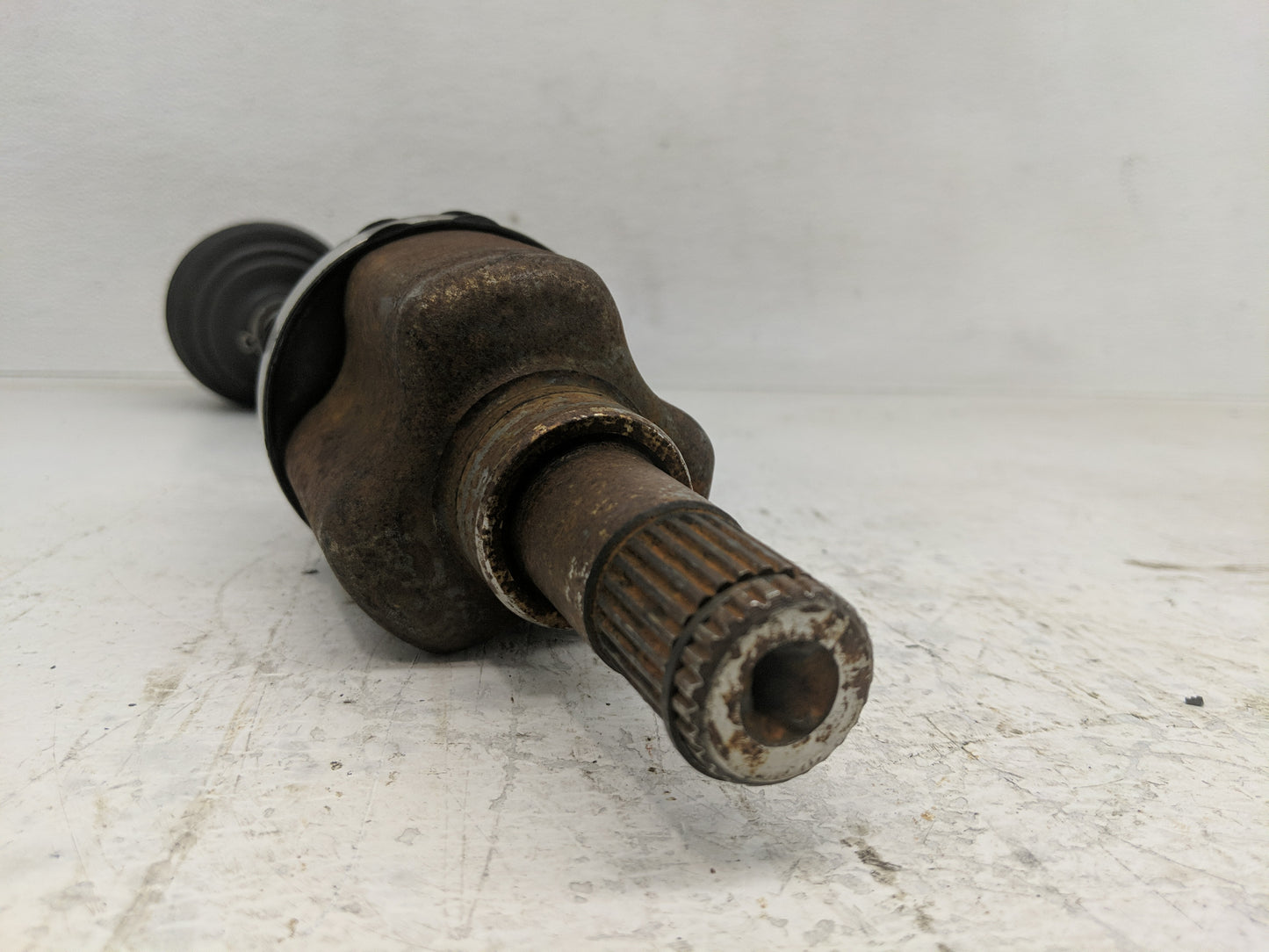 2015-2018 Ford Focus Axle Shaft Front Driver Cv C/v - Oemusedautoparts1.com