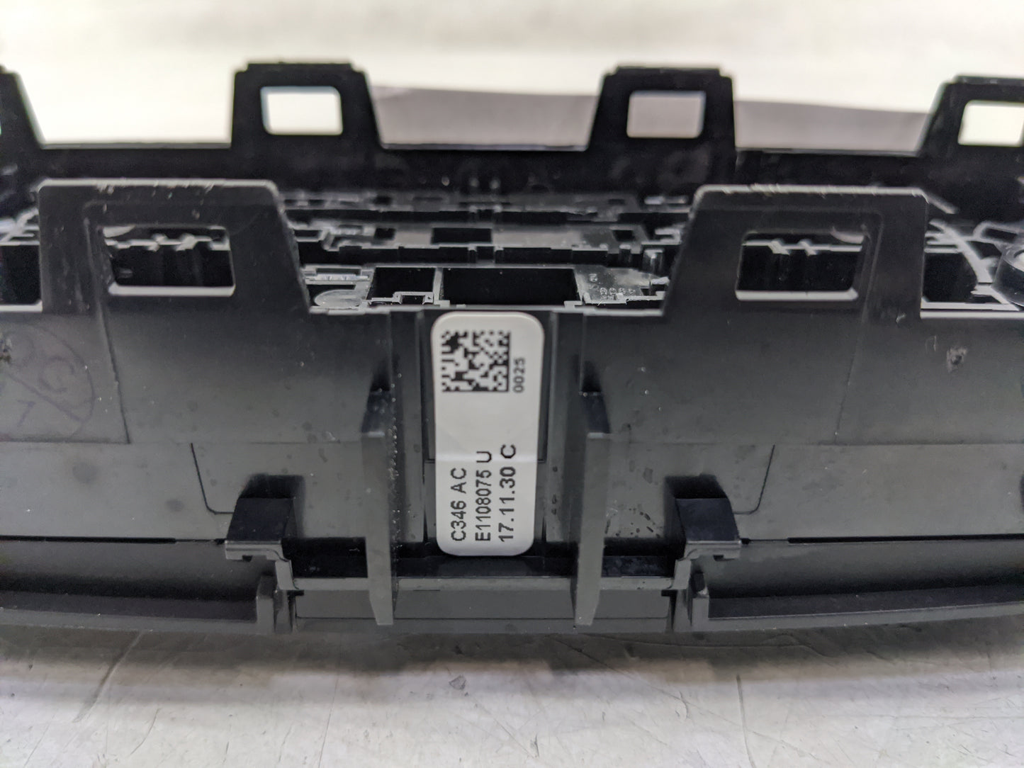2015-2018 Ford Focus Climate Control Module Temperature AC/Heater Replacement P/N:E1108075 Fits Fits 2015 2016 2017 2018 OEM