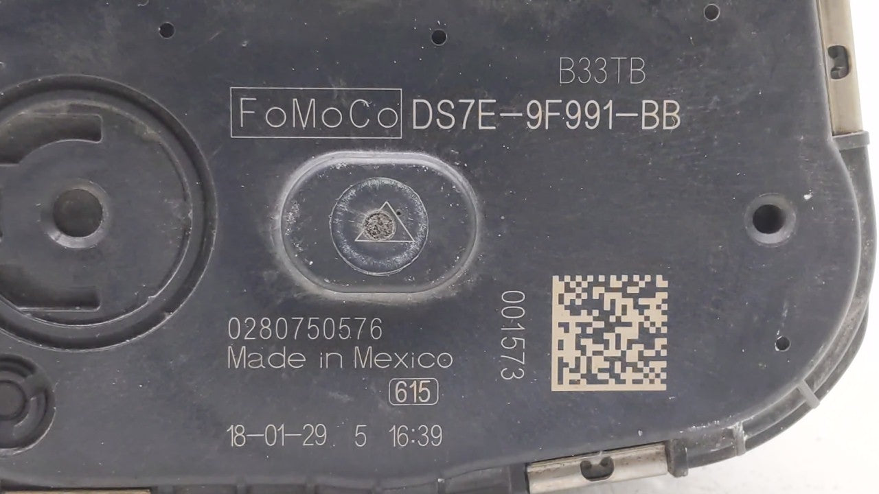 2014-2018 Ford Focus Throttle Body P/N:DS7E-9F991-BB Fits Fits 2014 2015 2016 2017 2018 2019 OEM Used Auto Parts - Oemusedau