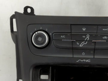 2015-2018 Ford Focus Climate Control Module Temperature AC/Heater Replacement P/N:F1ET-18K811-KD F1ET-18549 Fits OEM Used Auto Parts