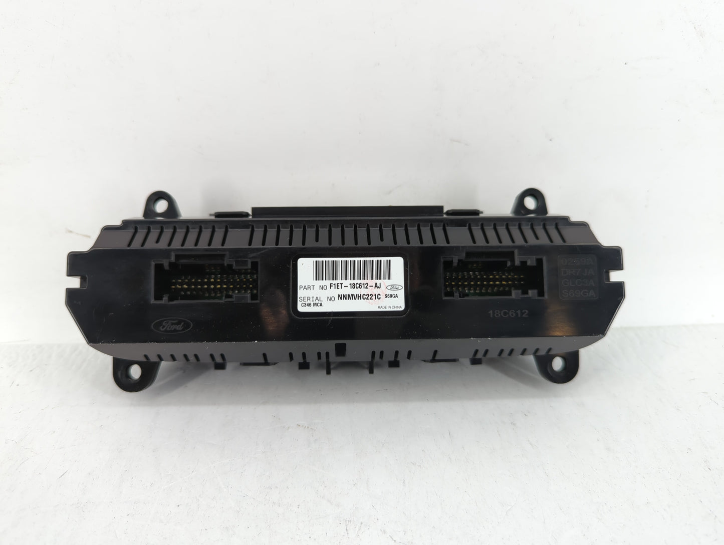 2015-2018 Ford Focus Climate Control Module Temperature AC/Heater Replacement P/N:F1ET-18C612-AG F1ET-18C612-CJ Fits OEM Use