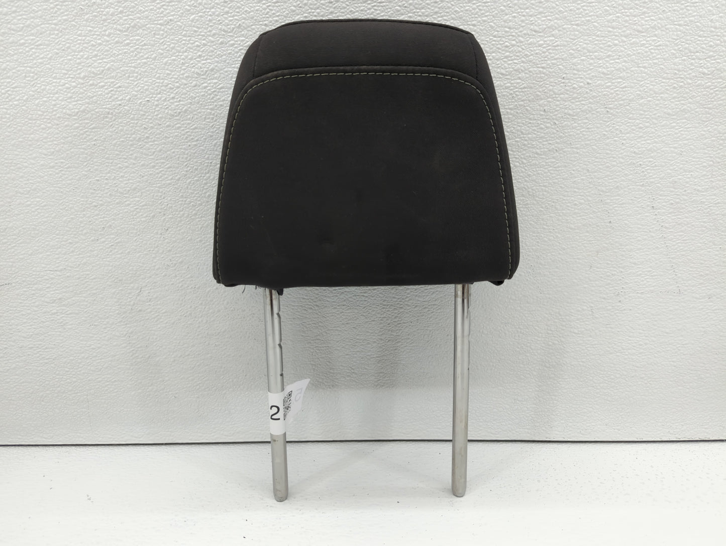 2015-2018 Ford Focus Headrest Head Rest Front Driver Passenger Seat Black - Oemusedautoparts1.com