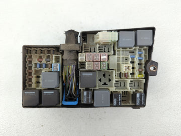 2017-2018 Ford Focus Fusebox Fuse Box Panel Relay Module P/N:E02345500 AV6T-14A142-AB Fits Fits 2017 2018 OEM Used Auto Parts