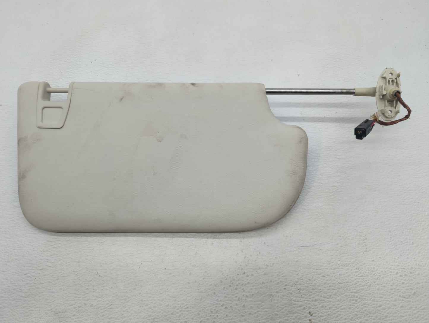 2013-2018 Ford Focus Sun Visor Shade Replacement Driver Left Mirror Fits Fits 2013 2014 2015 2016 2017 2018 OEM Used Auto Pa