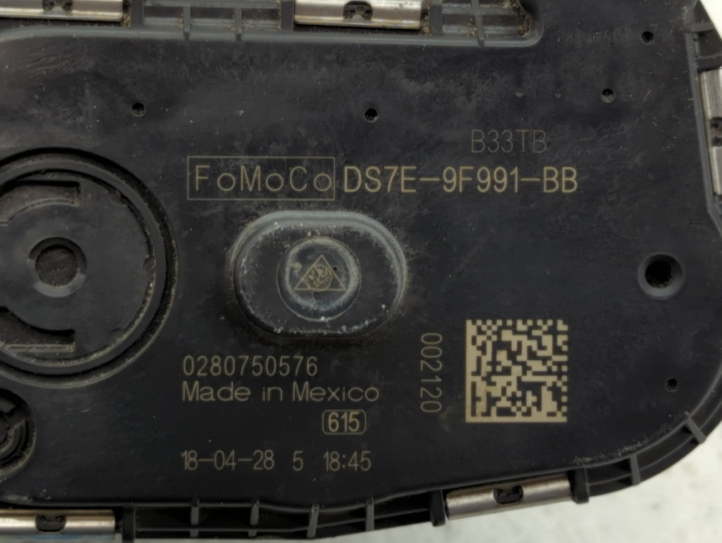 2014-2018 Ford Focus Throttle Body P/N:0280750576 DS7E-9F991-BB Fits Fits 2014 2015 2016 2017 2018 2019 2020 2021 2022 OEM U