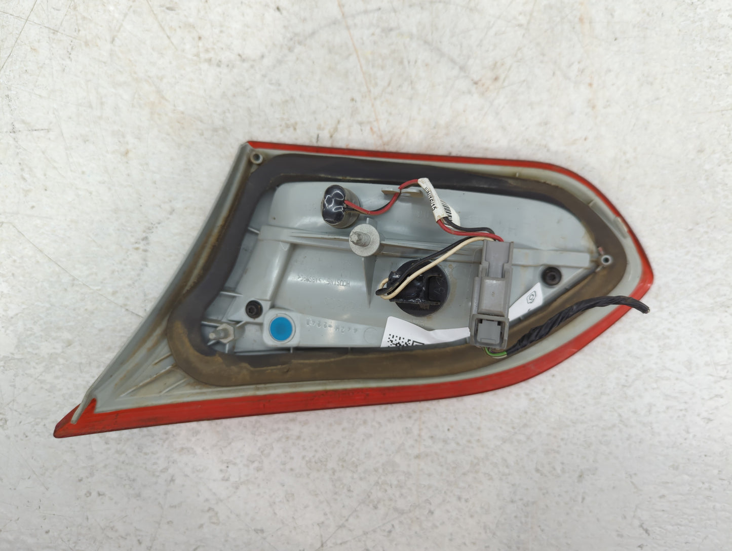 2015-2018 Ford Focus Rear Center Lid Brake Light Tail Light P/N:F1EB-13A603-DD Fits Fits 2015 2016 2017 2018 OEM Used Auto P