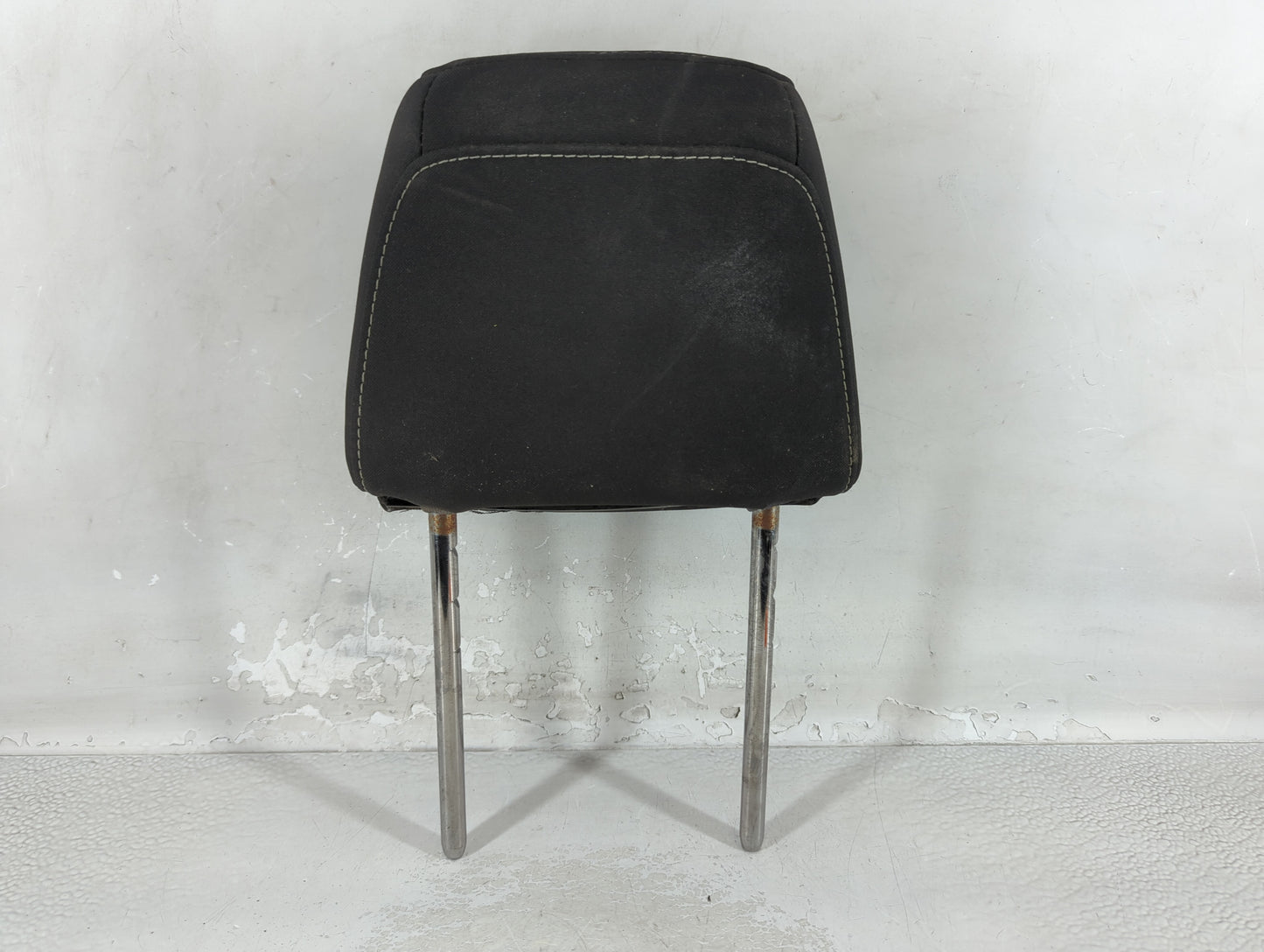 2018 Ford Focus Headrest Head Rest Front Driver Passenger Seat Fits OEM Used Auto Parts - Oemusedautoparts1.com