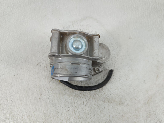 2013-2020 Ford Fusion Throttle Body P/N:DS7E-9F991-AJ Fits Fits 2013 2014 2015 2016 2017 2018 2019 2020 2021 2022 OEM Used Auto Parts