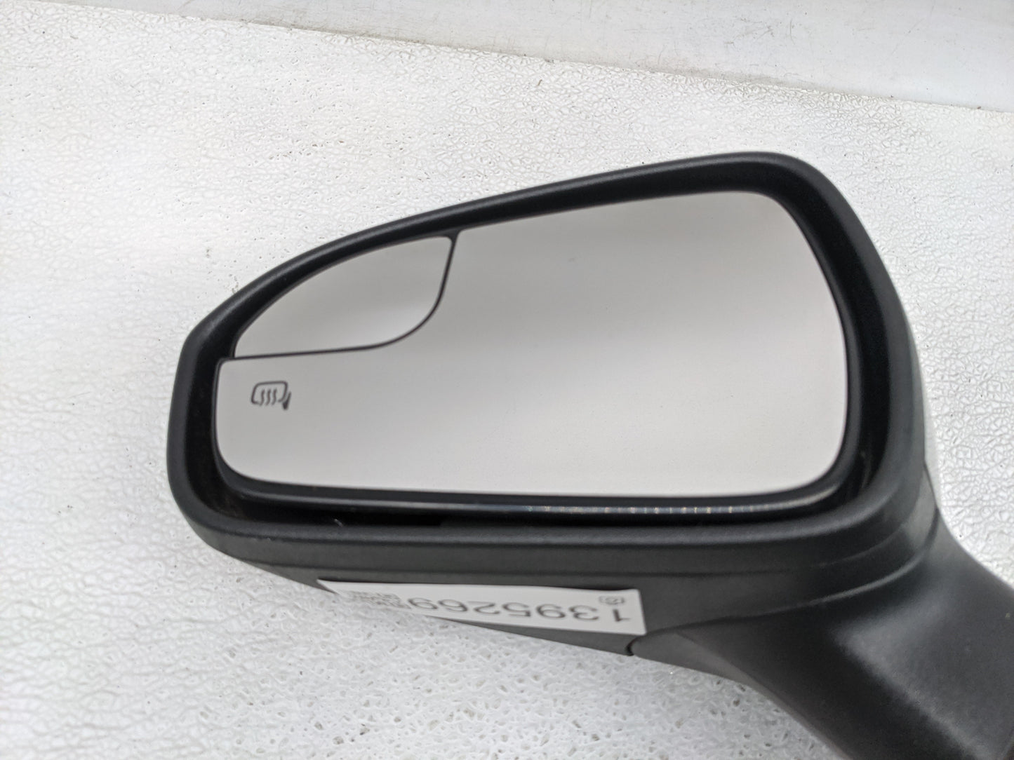 2018 Ford Fusion Driver Side View Mirror - Left Door Mirror OEM Used - Oemusedautoparts1.com