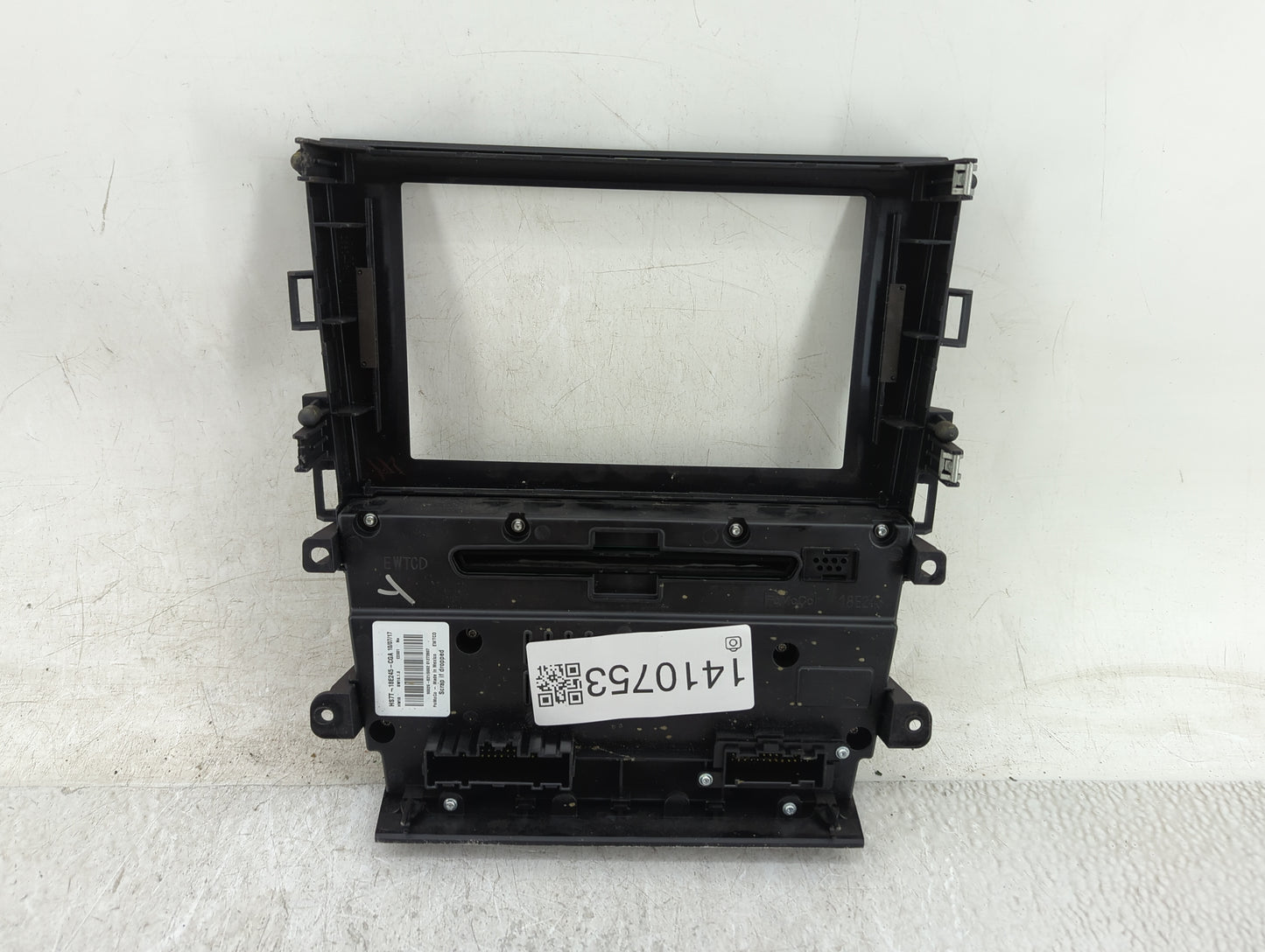 2016-2020 Ford Fusion Radio Control Panel - Oemusedautoparts1.com