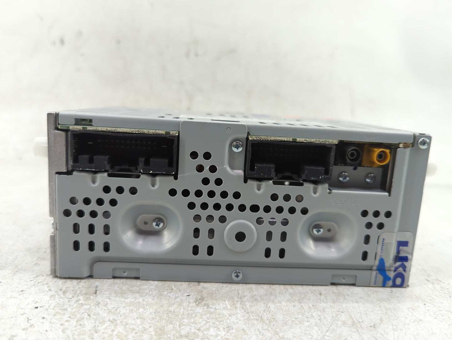 2017-2020 Ford Fusion Radio AM FM Cd Player Receiver Replacement P/N:FS7T-19C107-YD Fits Fits 2017 2018 2019 2020 OEM Used A