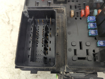 2017-2020 Ford Fusion Fusebox Fuse Box Panel Relay Module P/N:8T2T-14B192-AB 8T2T-14B192-BA, 8T2T-CA Fits Fits 2017 2018 2019 2020 OEM Used Auto Parts