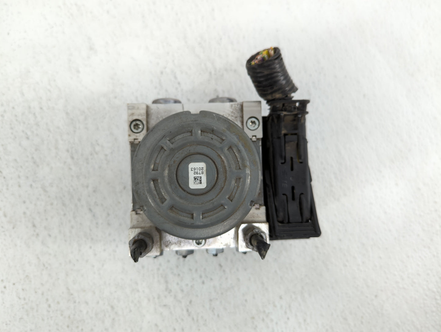 2017-2018 Ford Fusion ABS Pump Control Module Replacement P/N:HG9C-2B373-AH HG9C-2B373-CF, HG9C-2C219-MF Fits Fits 2017 2018