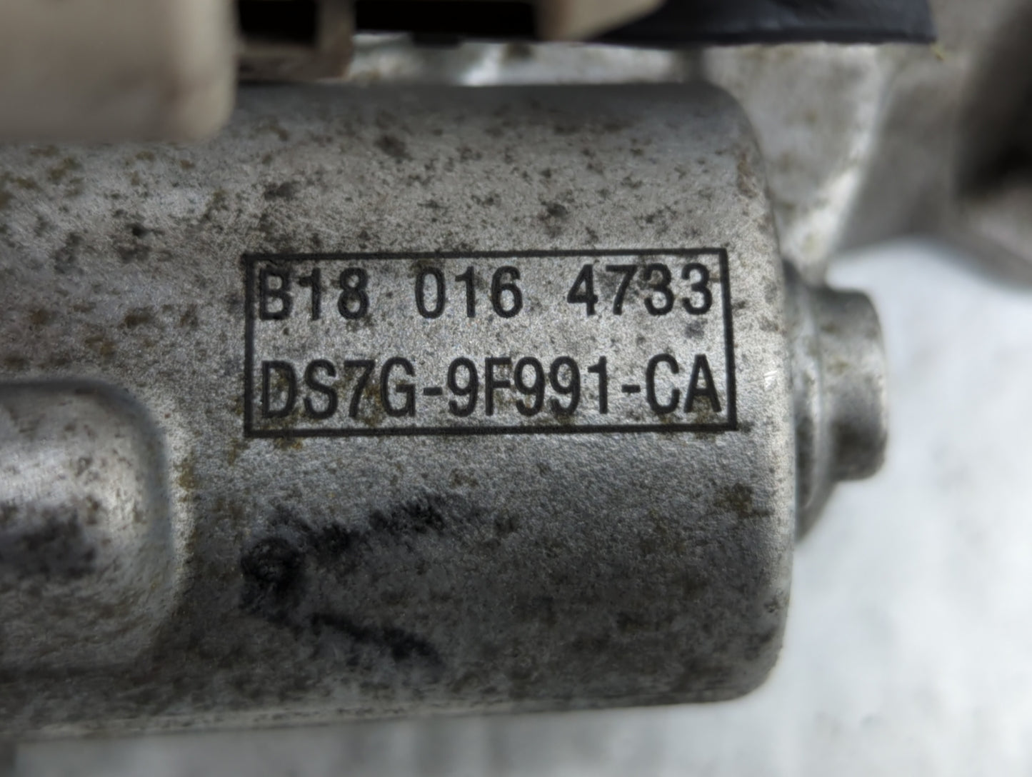 2014-2019 Ford Fusion Throttle Body P/N:DS7G-9F991-CA Fits Fits 2014 2015 2016 2017 2018 2019 OEM Used Auto Parts - Oemuseda