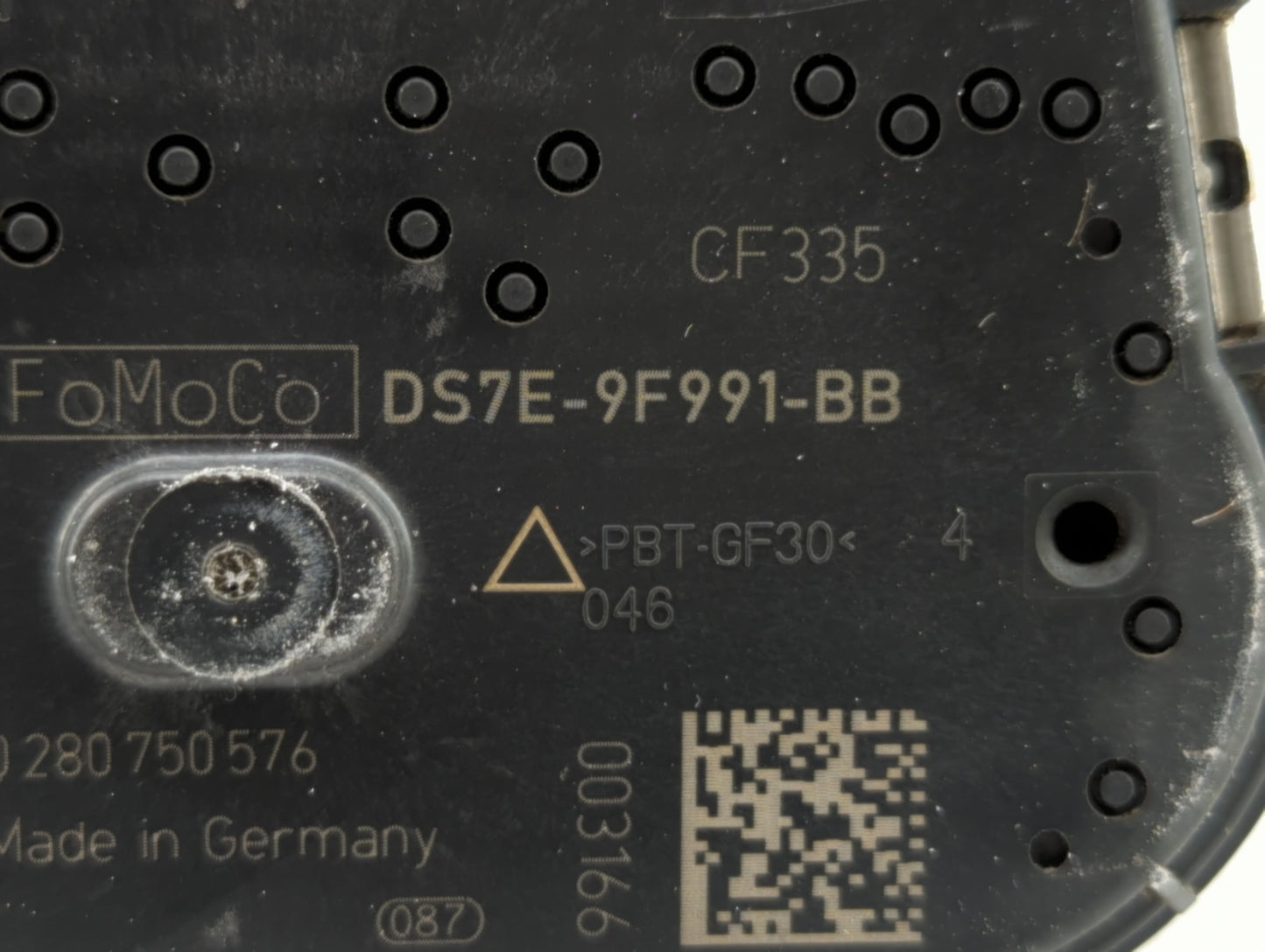 2014-2020 Ford Fusion Throttle Body P/N:DS7E-9F991-BB Fits Fits 2014 2015 2016 2017 2018 2019 2020 2021 2022 OEM Used Auto P