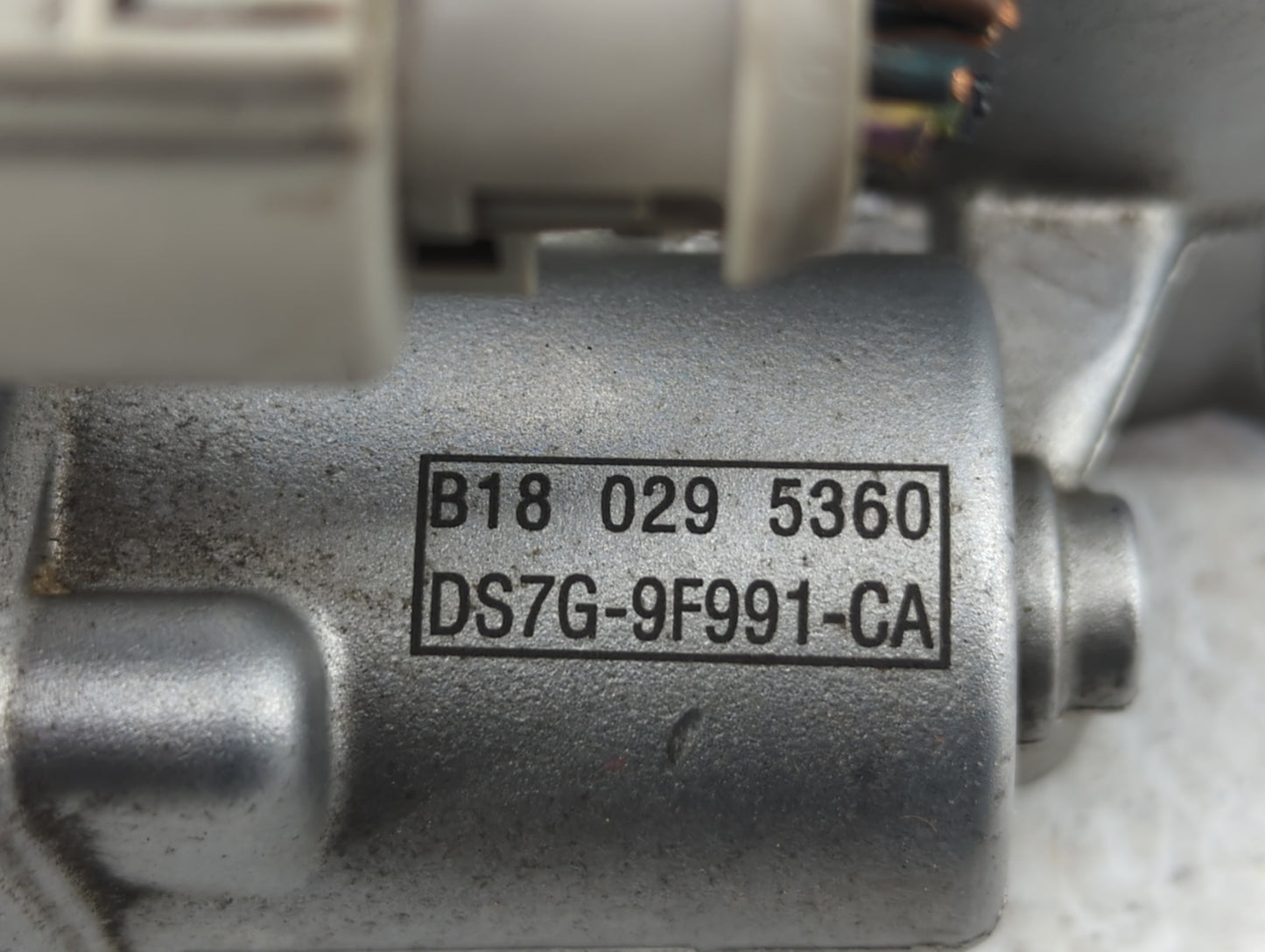 2014-2020 Ford Fusion Throttle Body P/N:DS7G-9F991-CA Fits Fits 2014 2015 2016 2017 2018 2019 2020 OEM Used Auto Parts - Oem