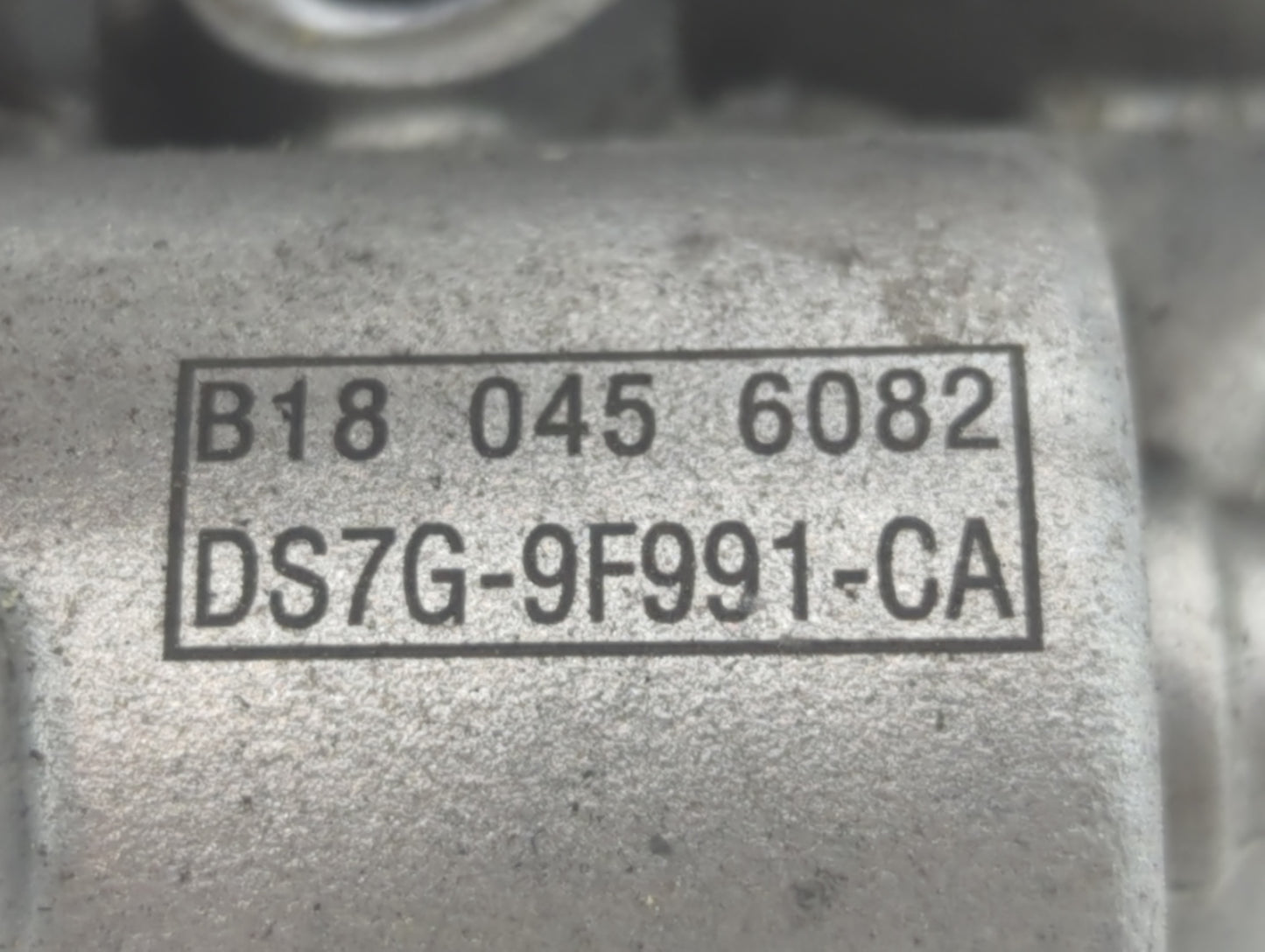 2014-2020 Ford Fusion Throttle Body P/N:DS7G-9F991-CA B18 045 6082 Fits Fits 2014 2015 2016 2017 2018 2019 2020 OEM Used Aut