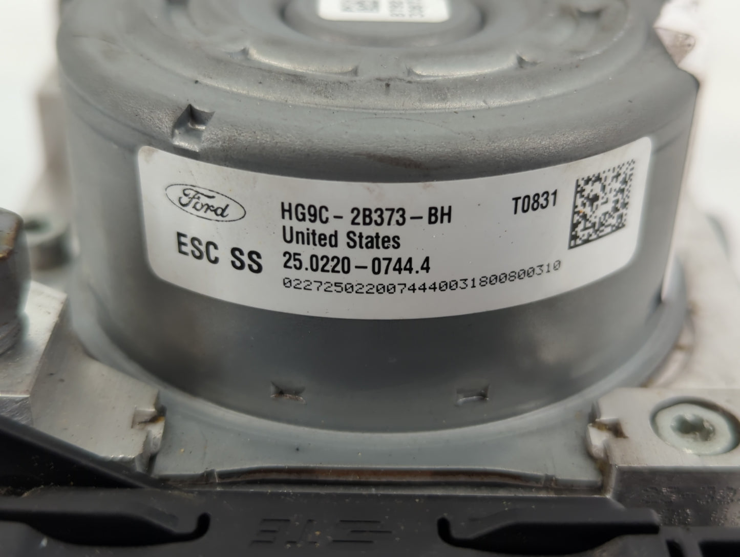 2017-2018 Ford Fusion ABS Pump Control Module Replacement P/N:HG9C-2B373-BH Fits Fits 2017 2018 OEM Used Auto Parts - Oemuse
