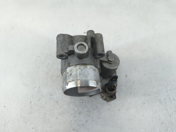 2014-2020 Ford Fusion Throttle Body P/N:DS7G-9F991-CA Fits Fits 2014 2015 2016 2017 2018 2019 2020 OEM Used Auto Parts