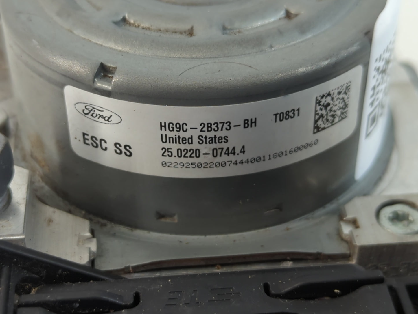2017-2018 Ford Fusion ABS Pump Control Module Replacement P/N:HG9C-2B373-BH Fits Fits 2017 2018 OEM Used Auto Parts - Oemuse