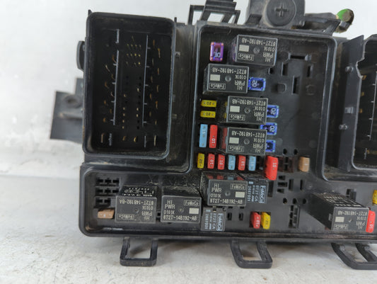 2017-2020 Ford Fusion Fusebox Fuse Box Panel Relay Module P/N:HG9T14D068BC Fits Fits 2017 2018 2019 2020 OEM Used Auto Parts