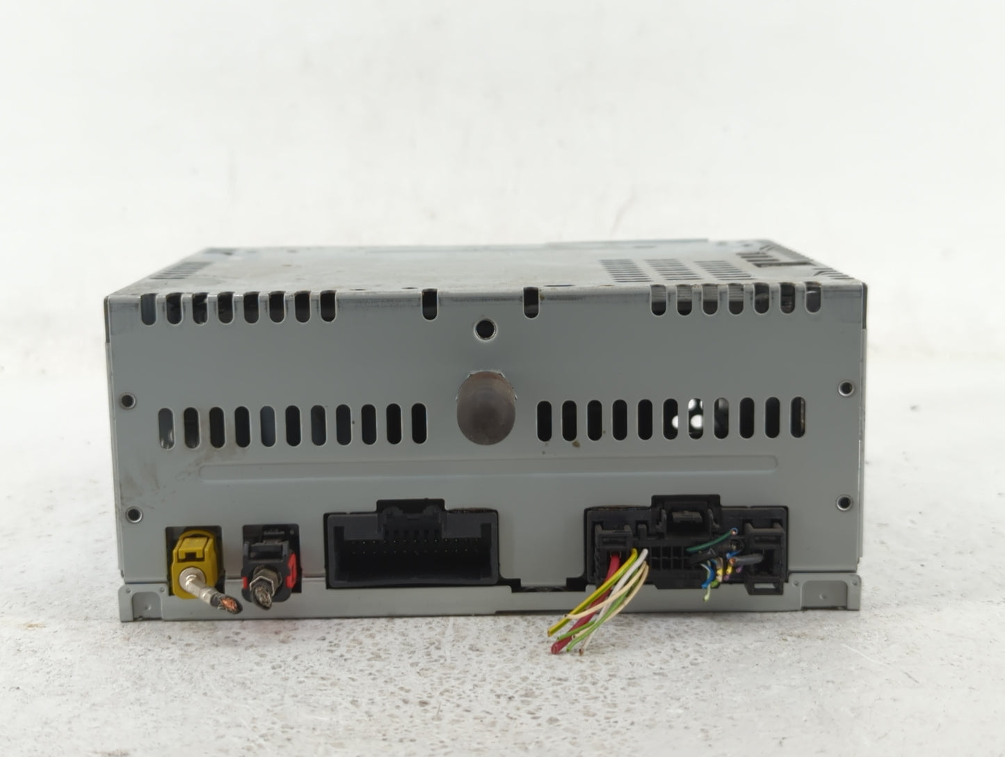 2018-2018 Ford Mustang Am Fm Cd Player Radio Receiver - Oemusedautoparts1.com