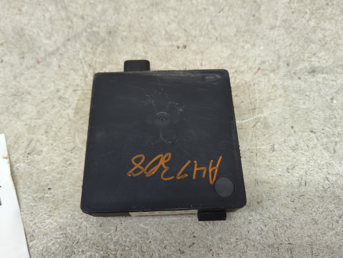 2013-2019 Ford Taurus Backup Camera Or Backup Sensor - Oemusedautoparts1.com
