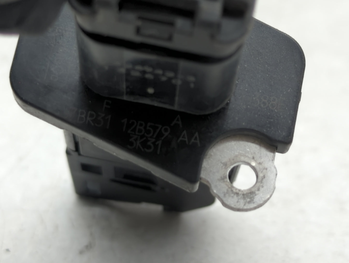 2018 Ford Taurus Mass Air Flow Meter Maf - Oemusedautoparts1.com