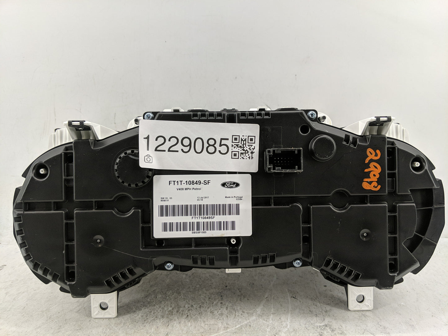 2016-2018 Ford Transit Instrument Cluster Speedometer Gauges P/N:FT1T-10849-SF Fits Fits 2016 2017 2018 OEM Used Auto Parts