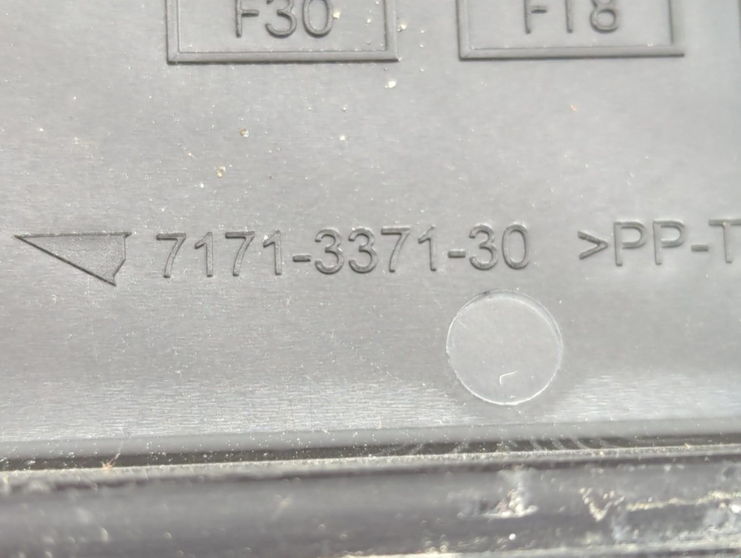2017-2019 Ford Transit-150 Fusebox Fuse Box Panel Relay Module P/N:7171-3371-30 Fits Fits 2017 2018 2019 OEM Used Auto Parts