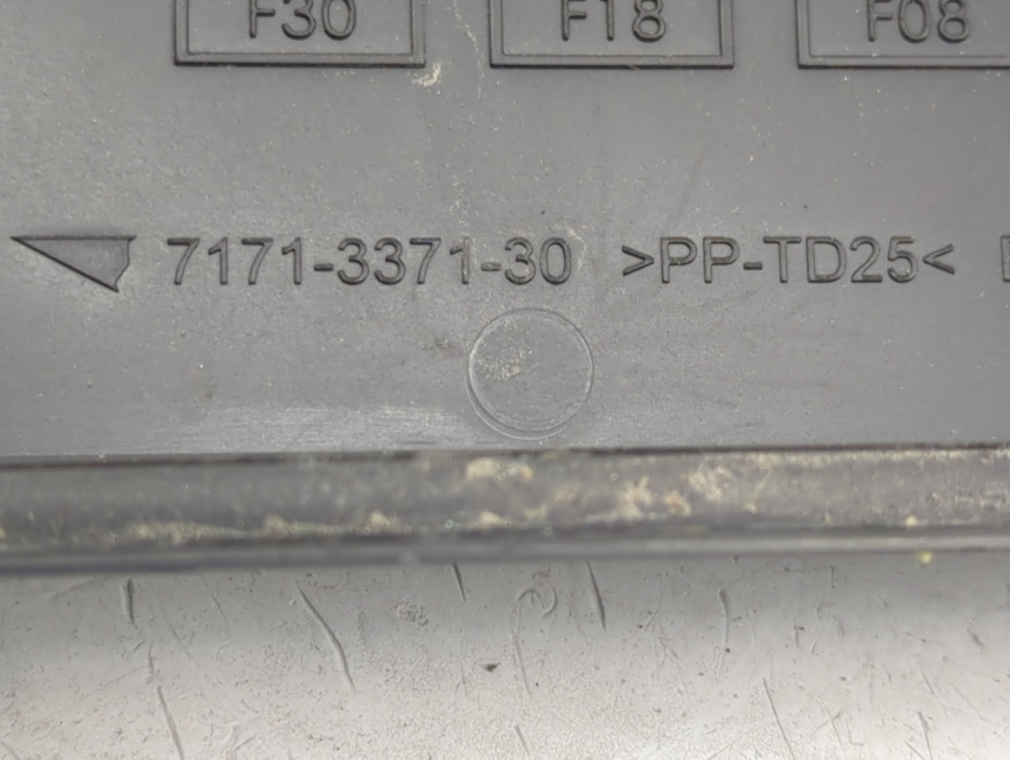 2017-2019 Ford Transit-250 Fusebox Fuse Box Panel Relay Module P/N:7171-3371-30 Fits Fits 2017 2018 2019 OEM Used Auto Parts