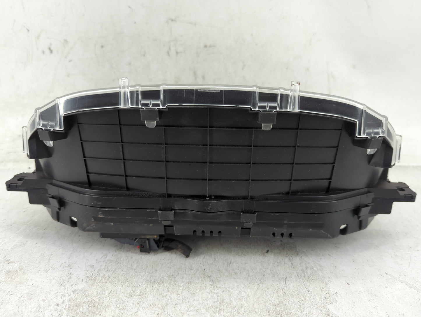 2018 Gmc Acadia Instrument Cluster Speedometer Gauges P/N:84404924 Fits OEM Used Auto Parts - Oemusedautoparts1.com