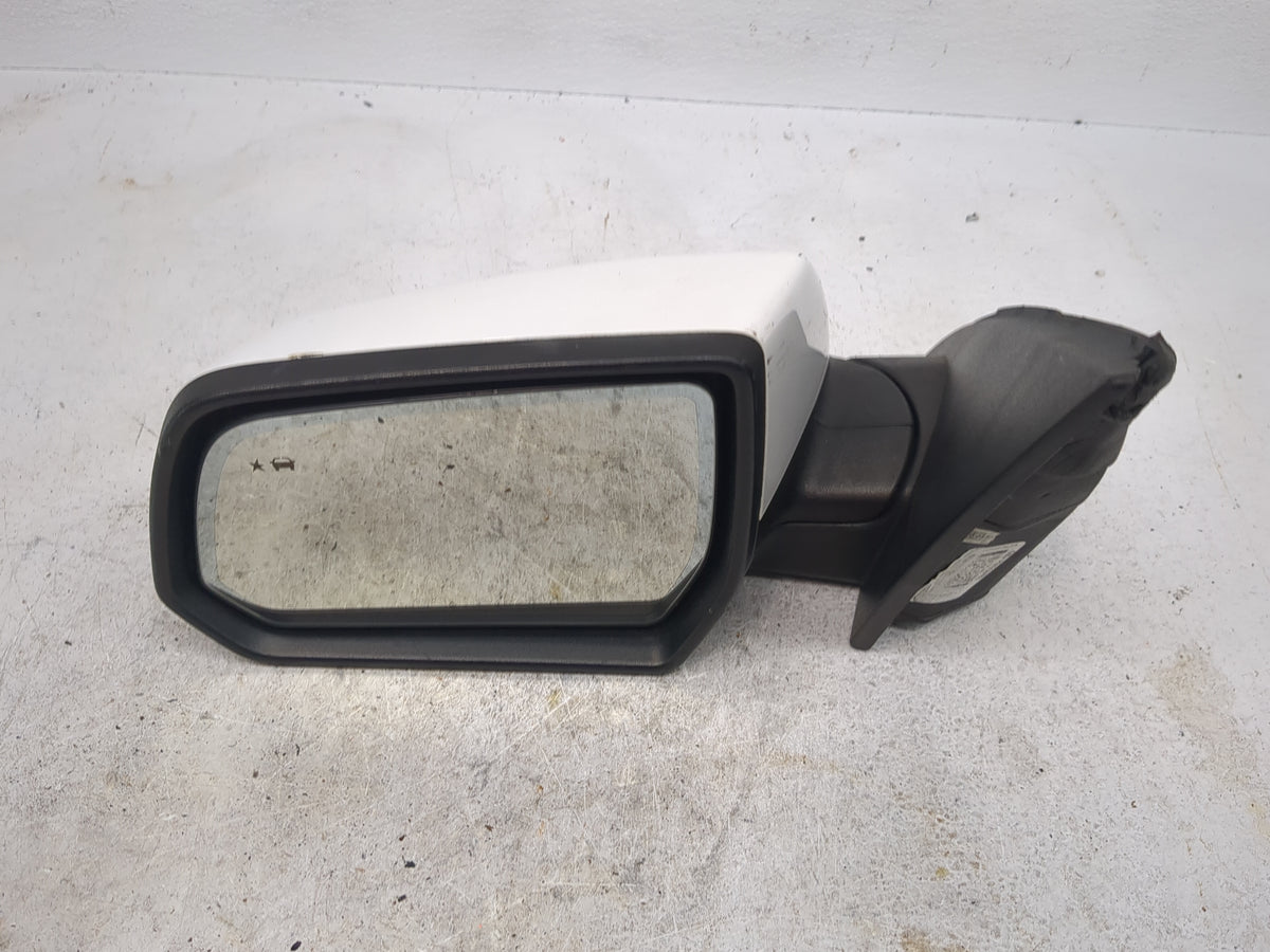 2017-2019 Gmc Acadia Driver Side View Mirror - Left Door Mirror OEM Used - Oemusedautoparts1.com