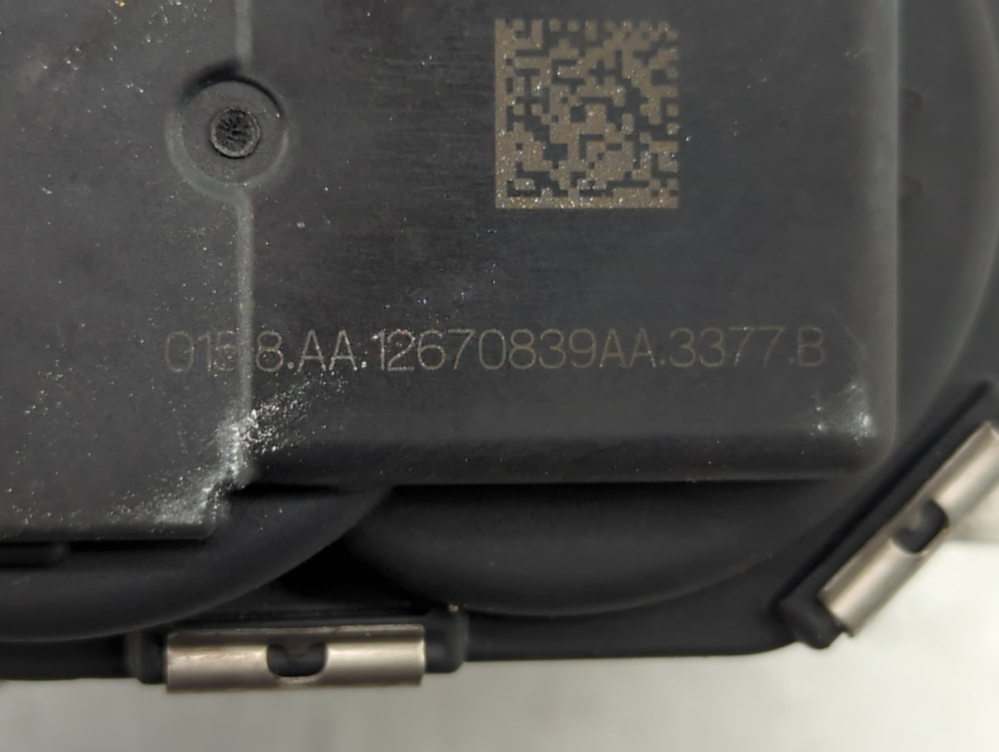 2017-2021 Gmc Acadia Throttle Body P/N:12670839AA Fits Fits 2016 2017 2018 2019 2020 2021 2022 OEM Used Auto Parts - Oemused