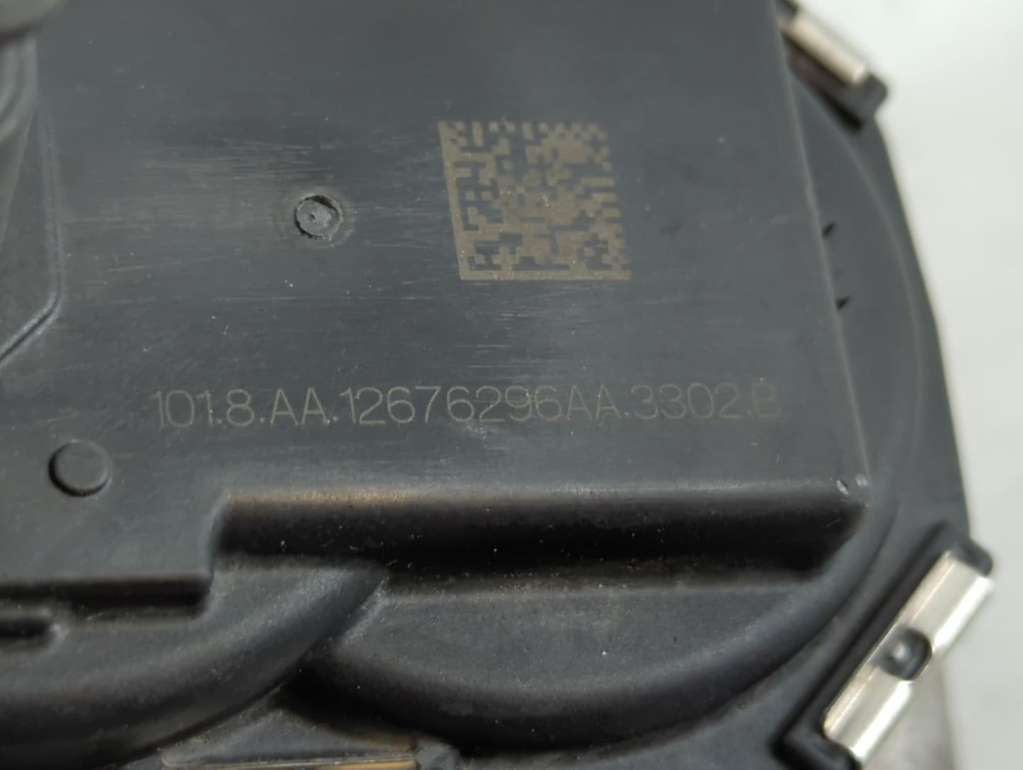 2017-2022 Gmc Acadia Throttle Body P/N:12676296AA Fits Fits 2016 2017 2018 2019 2020 2021 2022 OEM Used Auto Parts - Oemused