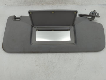 2014-2019 Gmc Sierra 1500 Sun Visor Shade Replacement Passenger Right Mirror Fits Fits 2014 2015 2016 2017 2018 2019 OEM Used Auto Parts