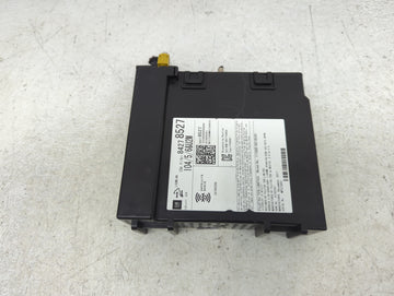 2017-2018 Gmc Sierra 1500 Radio AM FM Cd Player Receiver Replacement P/N:84278527 111000-6911B101 Fits Fits 2017 2018 2019 OEM Used Auto Parts