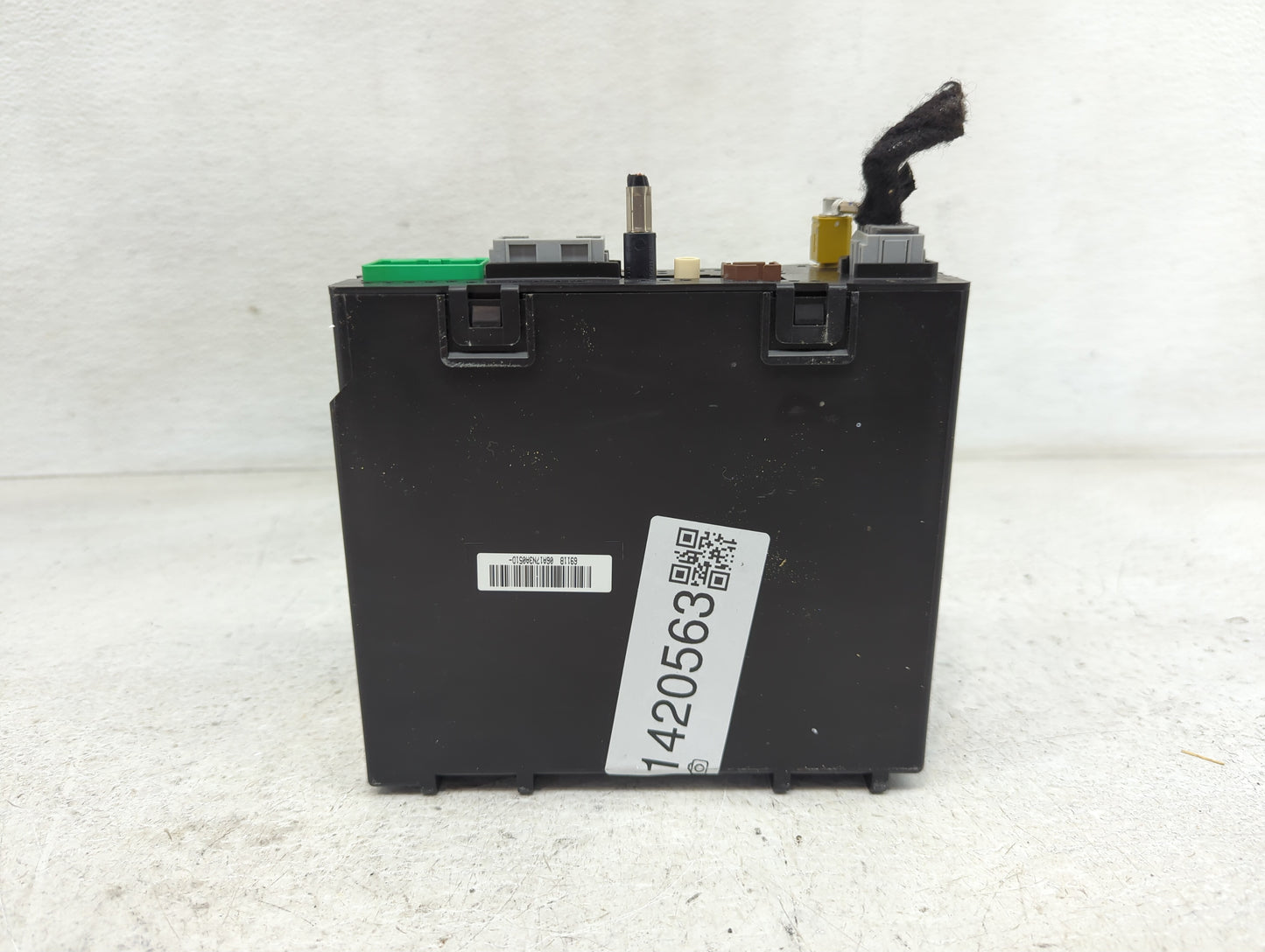2017-2018 Gmc Sierra 1500 Radio AM FM Cd Player Receiver Replacement P/N:84278527 111000-6911B101 Fits Fits 2017 2018 2019 O