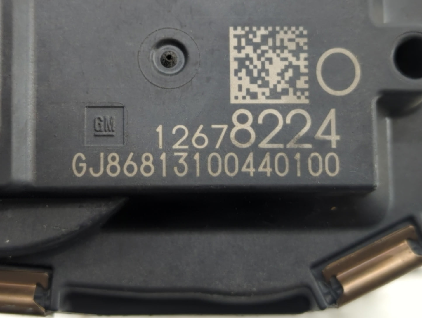 2014-2022 Gmc Sierra 1500 Throttle Body P/N:12678224 Fits Fits 2014 2015 2016 2017 2018 2019 2020 2021 2022 OEM Used Auto Pa