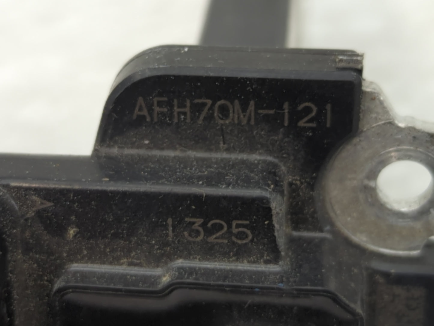 2014-2019 Gmc Sierra 1500 Mass Air Flow Meter Maf - Oemusedautoparts1.com
