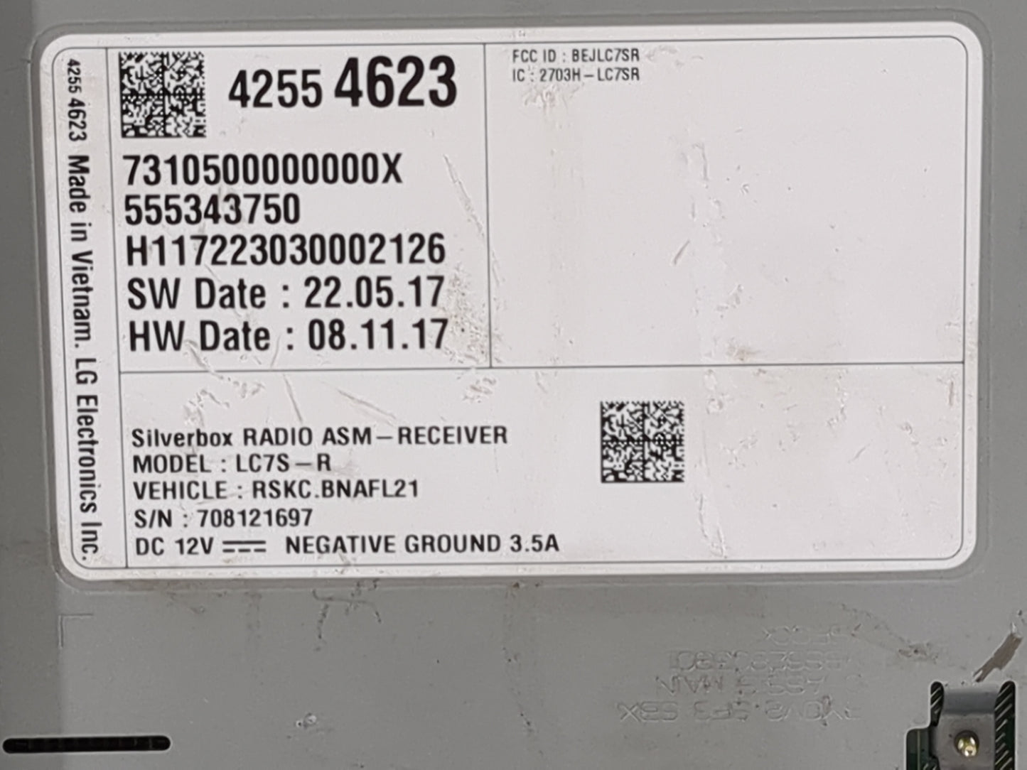 2018-2019 Gmc Sierra 2500 Radio AM FM Cd Player Receiver Replacement P/N:42554623 LC7S-R, 555343750 Fits Fits 2018 2019 OEM