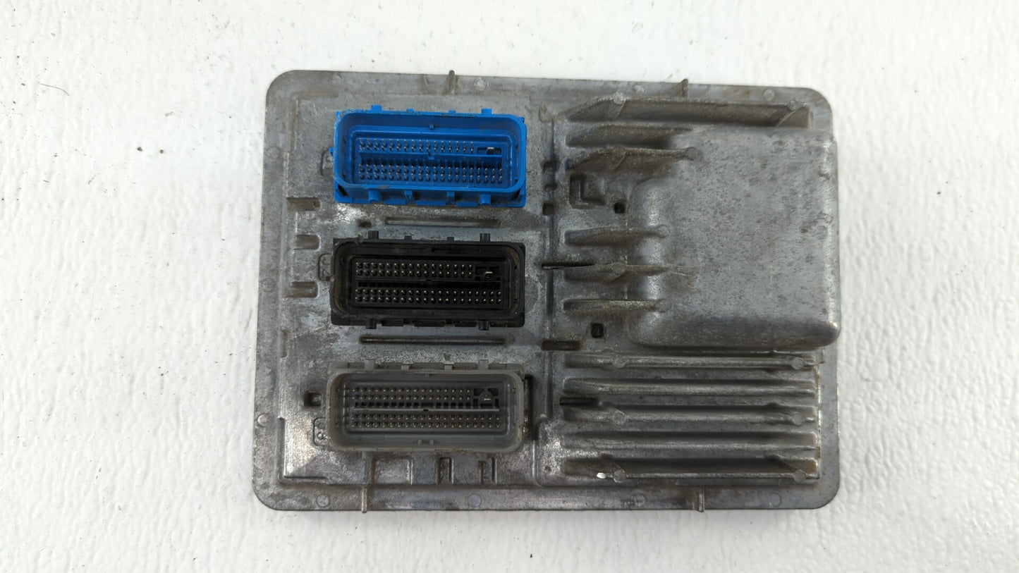 2018 Gmc Terrain PCM Engine Control Computer ECU ECM PCU OEM P/N:12687467 12696201, 12692038, 12676683 Fits Fits 2017 2019 O