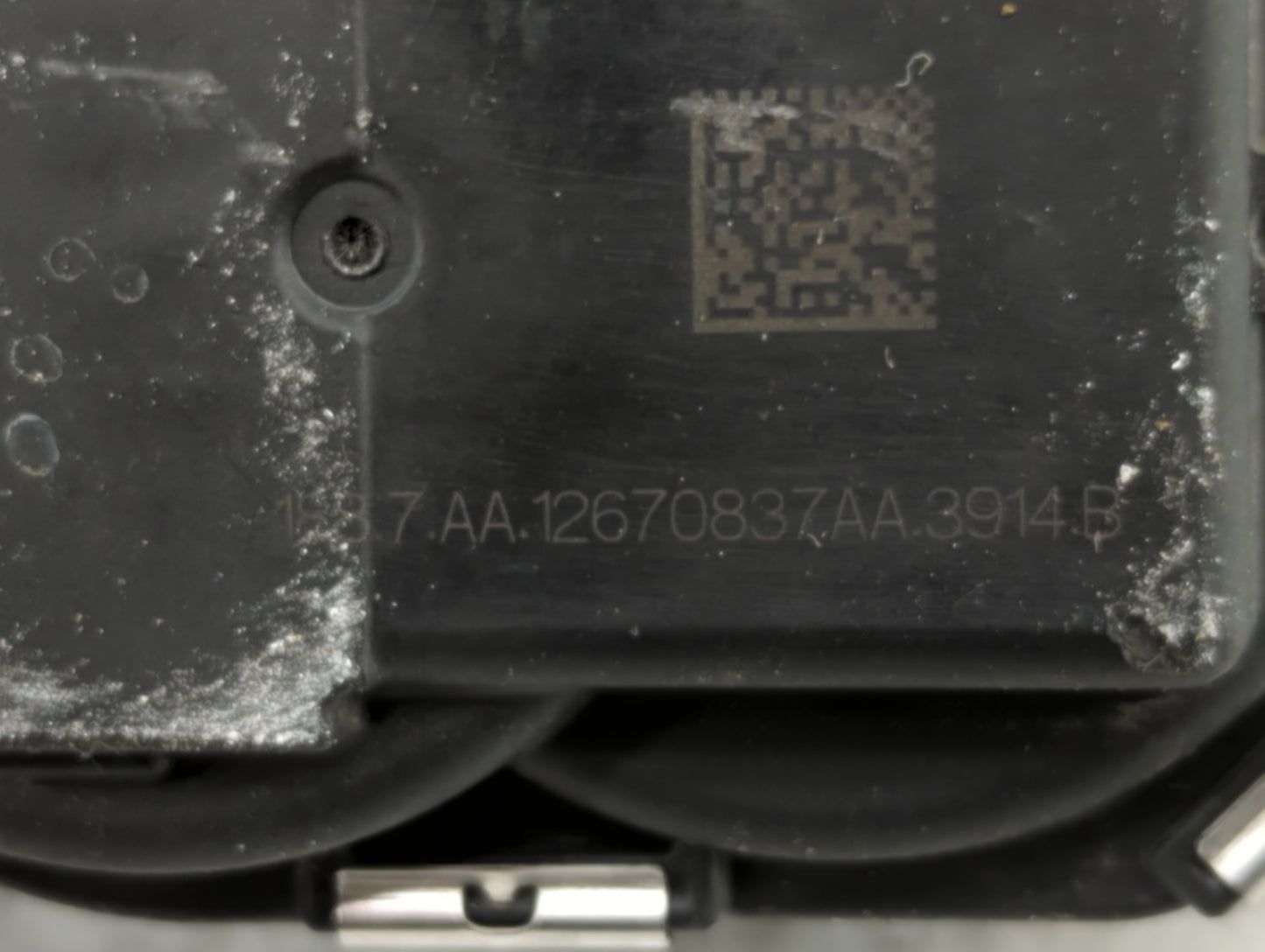 2018 Gmc Terrain Throttle Body P/N:12670837AA 12681472AA, 12670937AA, 12627067DA Fits Fits 2013 2014 2015 2016 2017 2019 OEM